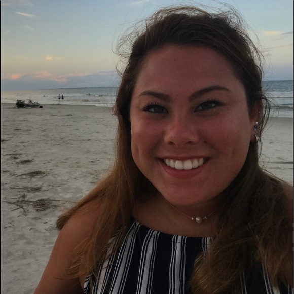 Meet your Posher, Madi - Picture 1 of 1